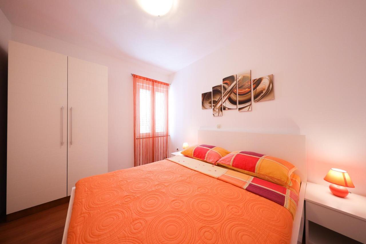 Villa Pino With Pool, Sauna & Jacuzzi Petrcane Exterior foto