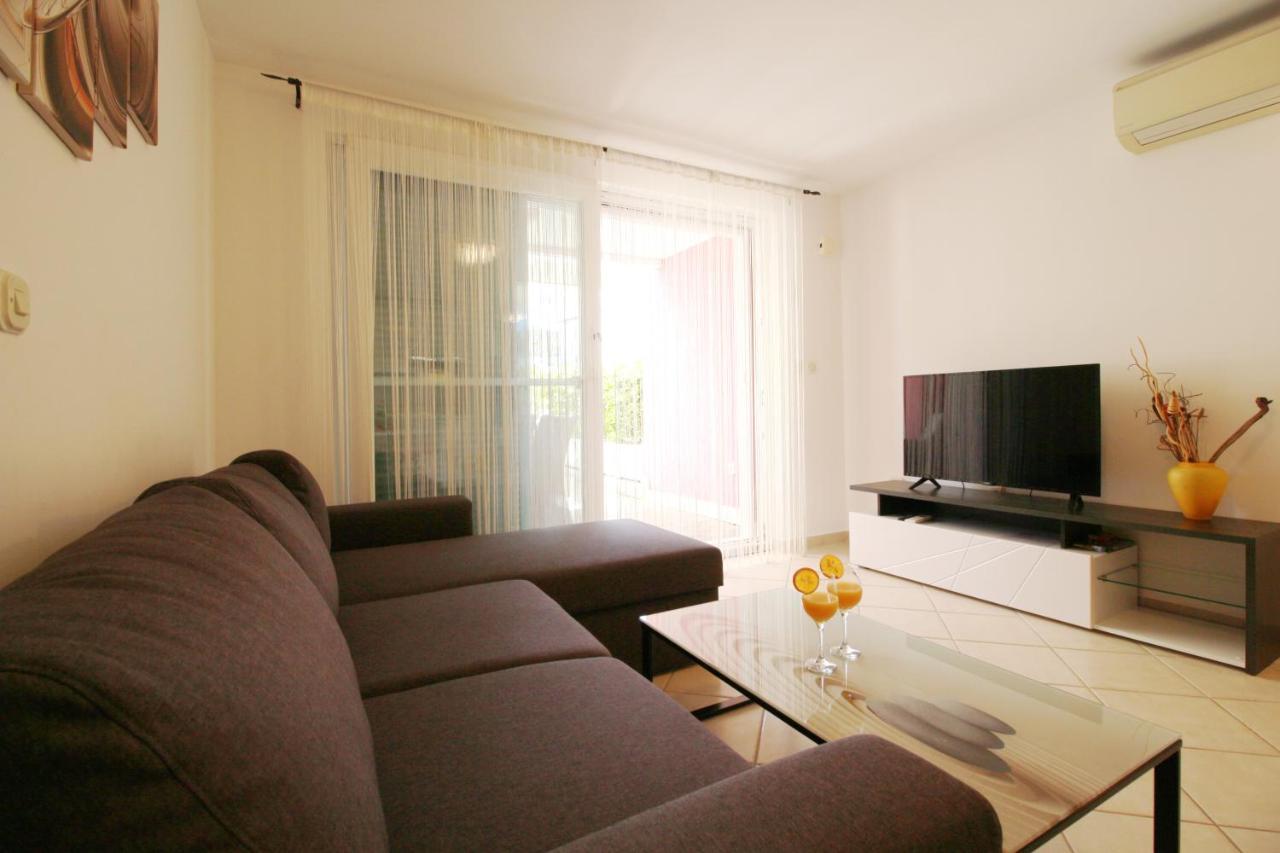 Villa Pino With Pool, Sauna & Jacuzzi Petrcane Exterior foto