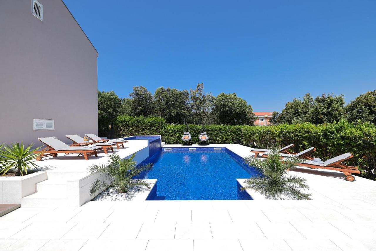 Villa Pino With Pool, Sauna & Jacuzzi Petrcane Exterior foto