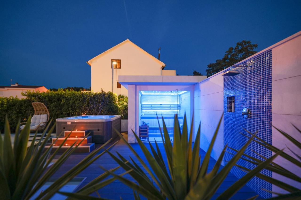 Villa Pino With Pool, Sauna & Jacuzzi Petrcane Exterior foto