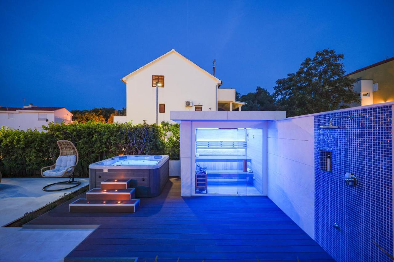 Villa Pino With Pool, Sauna & Jacuzzi Petrcane Exterior foto
