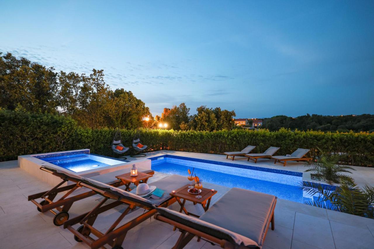 Villa Pino With Pool, Sauna & Jacuzzi Petrcane Exterior foto